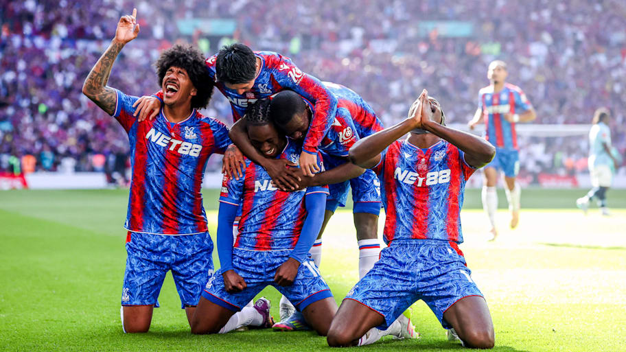Crystal Palace beat Man City in controversial fashion | IMAGO / News Images