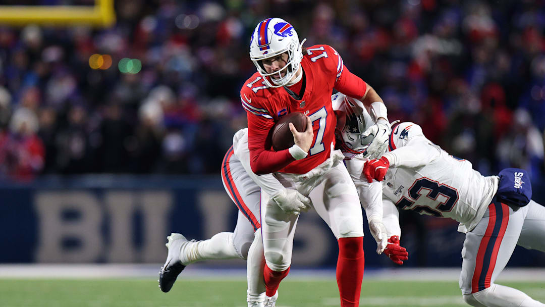 New England Patriots v Buffalo Bills