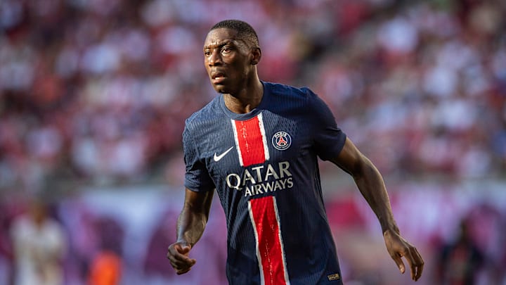 A €90 million PSG forward has broken his silence on rumours linking him to Atlético Madrid, Borussia Dortmund, and others.