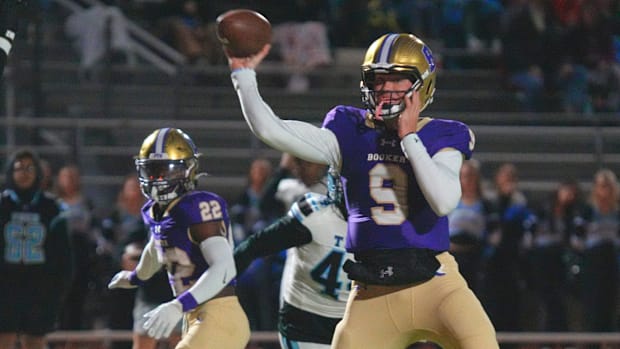 Booker High quarterback Ryan Downes 