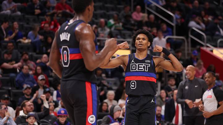 Cleveland Cavaliers v Detroit Pistons