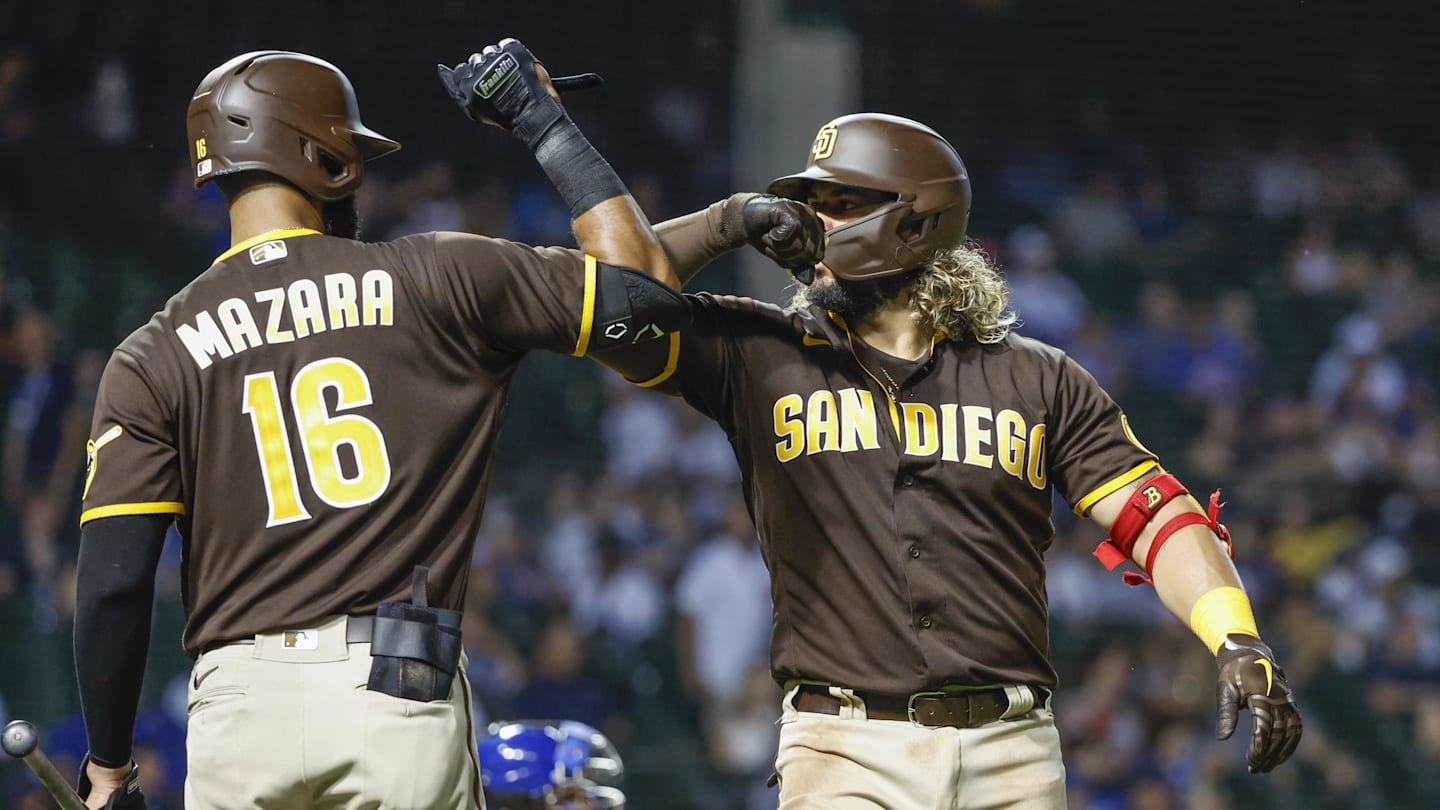 MLB Insider Lists Gold Glove Outfielder as Top Padres Trade Deadline Target