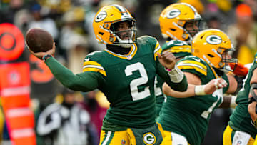 Chicago Bears v Green Bay Packers