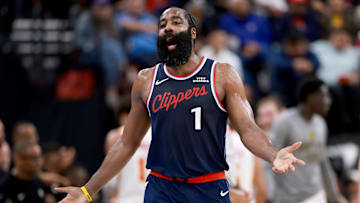 Atlanta Hawks v Los Angeles Clippers