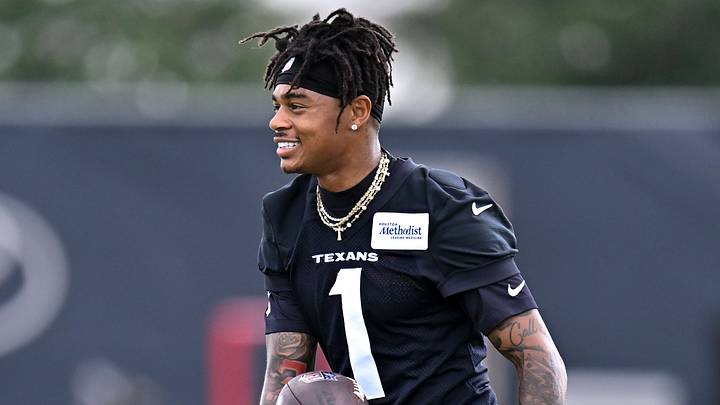 Houston Texans wide receiver Tank Dell (1) 