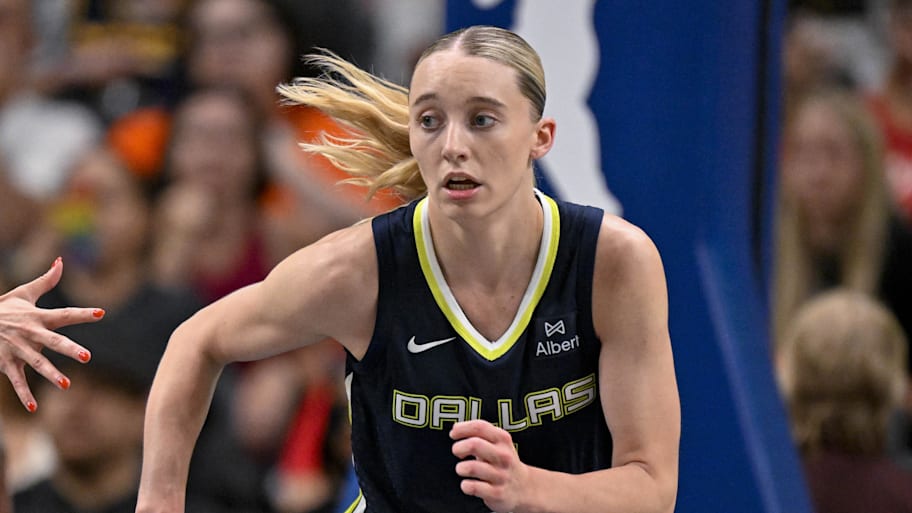 Wings guard Paige Bueckers is dealing with a back issue. | Jerome Miron-Imagn Images