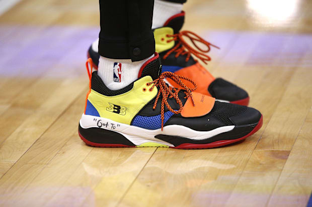 lonzo ball nike contract