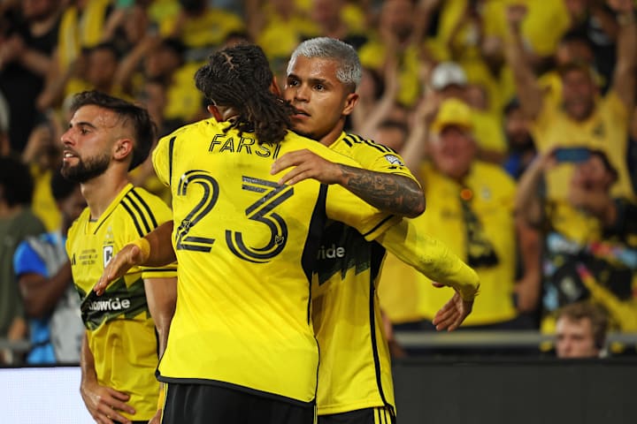 Columbus create chances for Hernandez