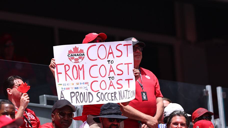 Canadian soccer fans