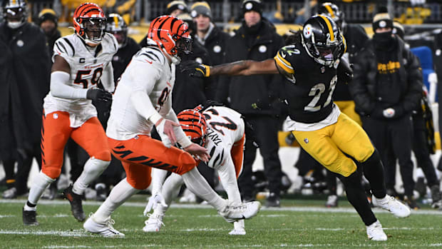 Los Angeles Chargers running back Najee Harris