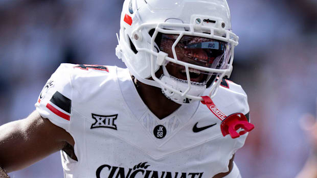 Baylor Bears quarterback Sawyer Robertson Cincinnati Bearcats wide receiver Cyrus Allen