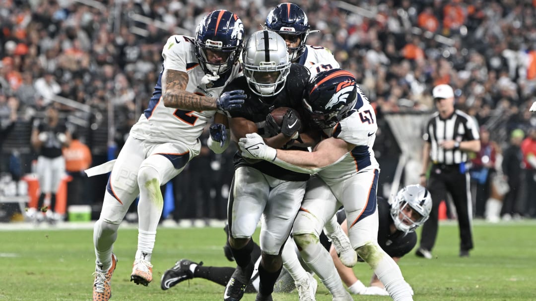 Denver Broncos v Las Vegas Raiders