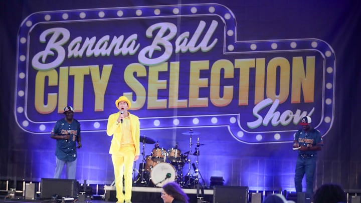 Jesse Cole announces former World Series Champion Ryan Howard as the primetime coach for the new Indianapolis Clowns during the Banana Ball City Selection Show on Thursday, October 9, 2025 at Historic Grayson Stadium.