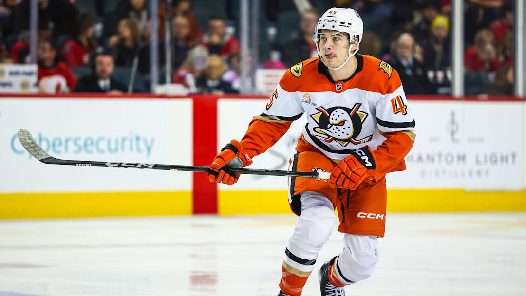 Jan 25, 2026; Calgary, Alberta, CAN; Anaheim Ducks right wing Beckett Sennecke (45) skates against the Calgary Flames during the third period at Scotiabank Saddledome. Mandatory Credit: Sergei Belski-Imagn Images