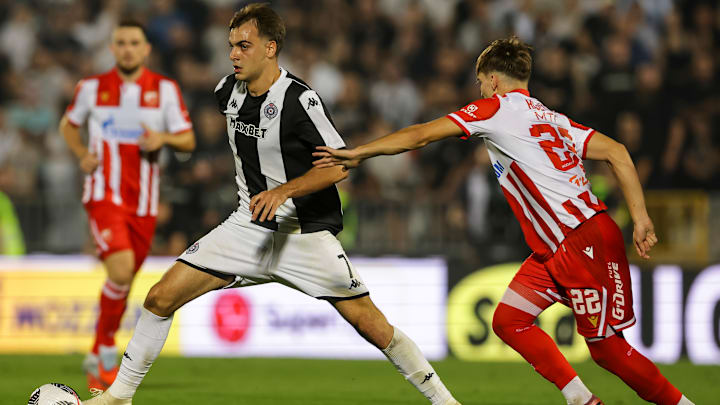 Jovan Milosevic (li.) ist in starker Form Jovan Milosevic (li.) ist in starker Form