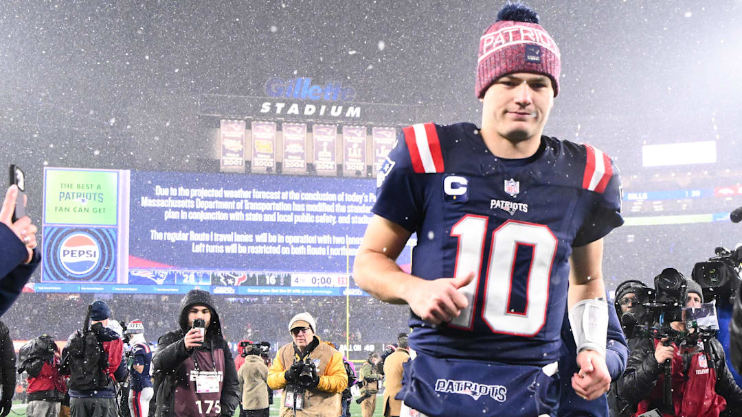 New England Patriots quarterback Drake Maye (10) leaves the field after defeating the Houston Texans in an AFC Divisional Round game at Gillette Stadium on Jan. 18, 2026.