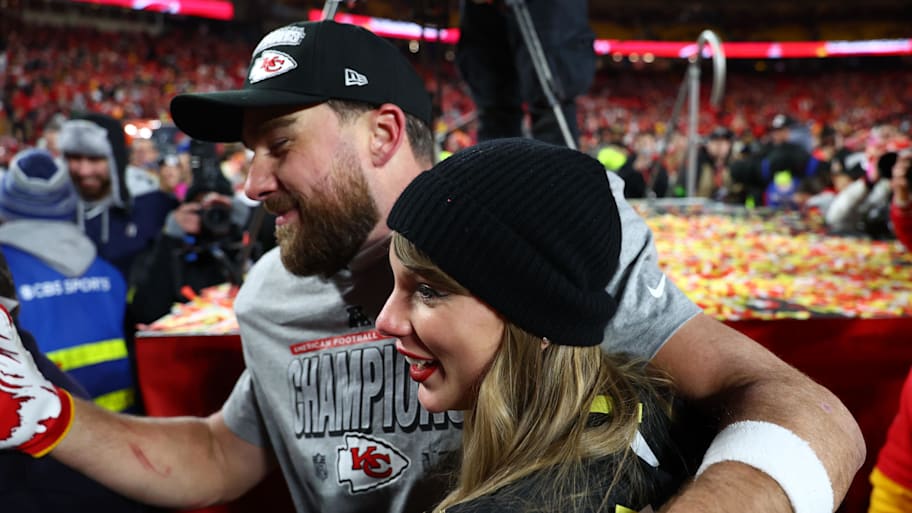 Chiefs TE Travis Kelce and Taylor Swift Go Viral After Sunday's Win
