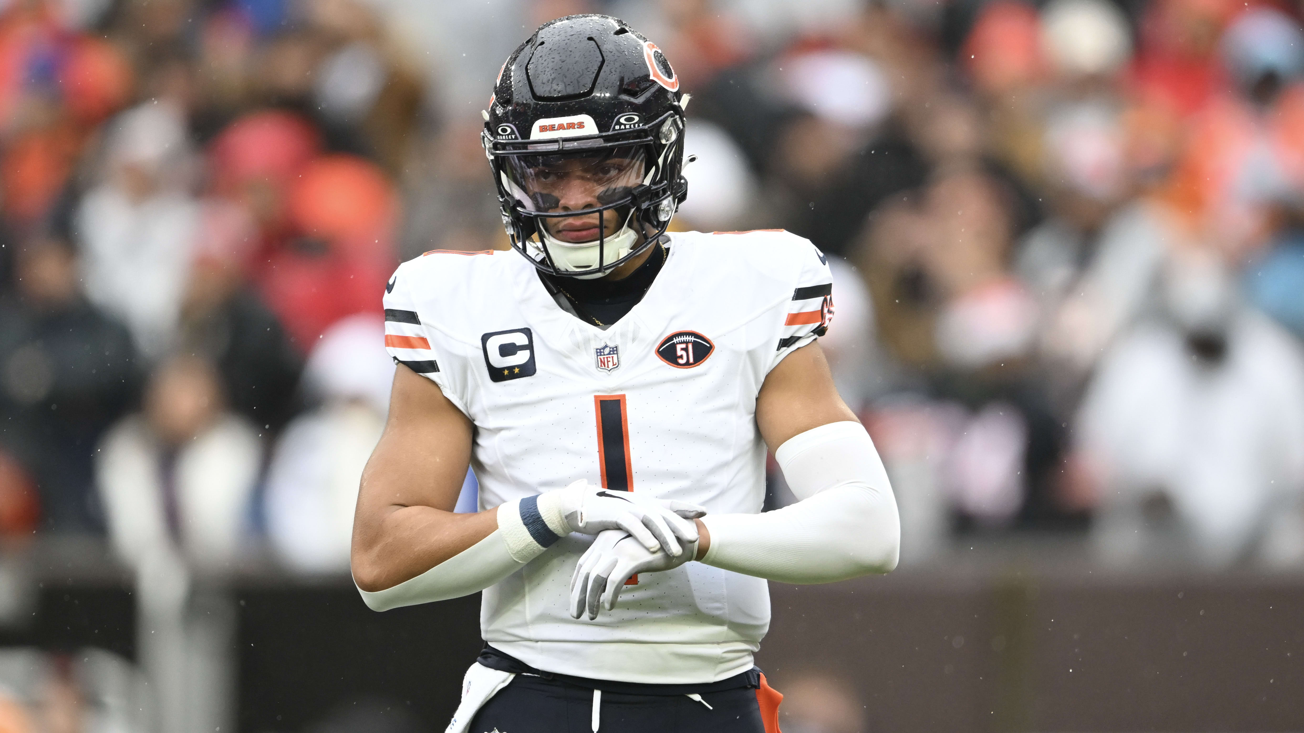 Justin Fields Trade: Chicago Bears Send QB to Pittsburgh Steelers