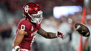 Oklahoma's Jaydn Ott (0) muffs a kick off in the second half of the college football game between the University of Oklahoma Sooner and the University of Michigan Wolverines at the Gaylord Family Ð Oklahoma Memorial Stadium in Norman, Okla., Saturday, Sept. 6, 2025.