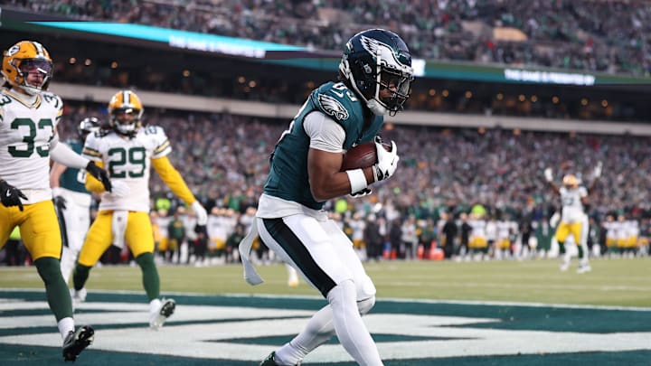 Jan 12, 2025; Philadelphia, Pennsylvania, USA; Philadelphia Eagles wide receiver Jahan Dotson (83) makes a catch for a touchdown against the Green Bay Packers during the first quarter in the NFC wild card game at Lincoln Financial Field. Mandatory Credit: Bill Streicher-Imagn Images