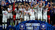 Toulouse remporte la Coupe de France face au FC Nantes sur le score de 5 buts à 1. 