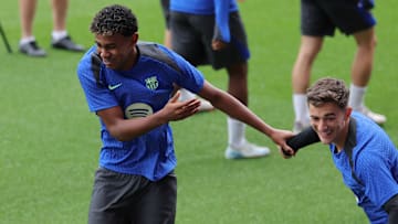 Lamine Yamal y Gavi en un entrenamiento del FC Barcelona