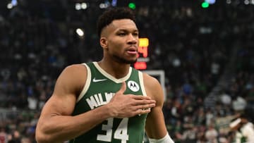 Giannis Antetokounmpo debuted his unreleased Nike sneakers.