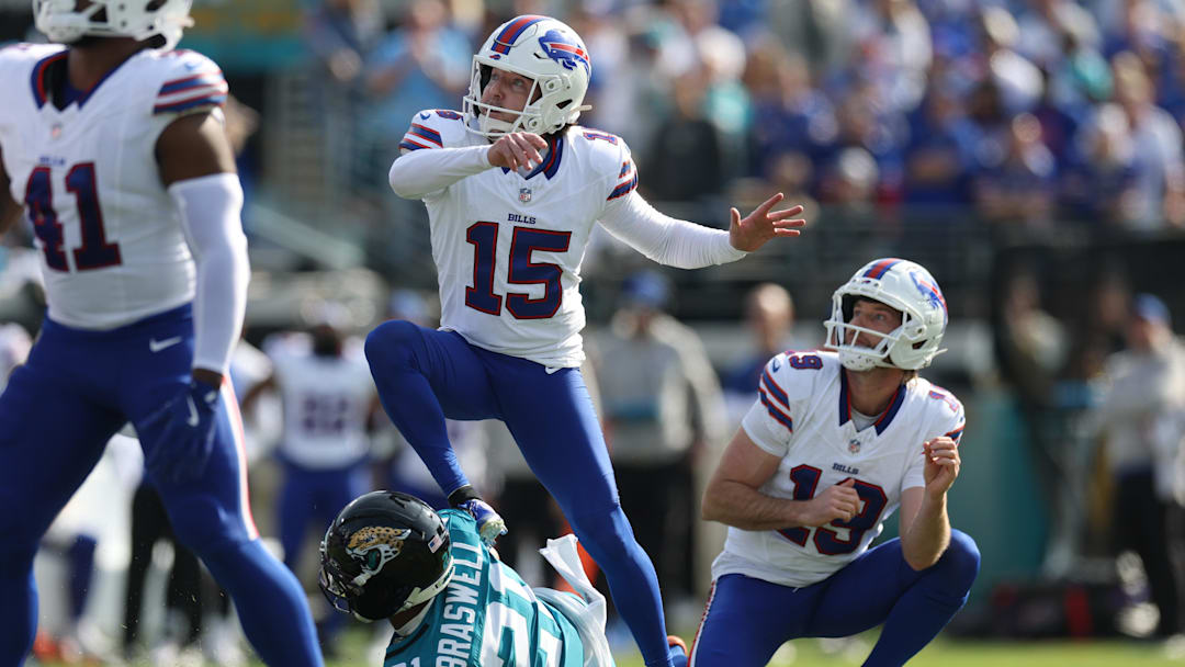 Jan 11, 2026; Jacksonville, FL, USA; Buffalo Bills place kicker Matt Prater (15) kicks a field goal during the first half against the Jacksonville Jaguars in an AFC Wild Card Round game at EverBank Stadium. Mandatory Credit: Nathan Ray Seebeck-Imagn Images Jan 11, 2026; Jacksonville, FL, USA; Buffalo Bills place kicker Matt Prater (15) kicks a field goal during the first half against the Jacksonville Jaguars in an AFC Wild Card Round game at EverBank Stadium. Mandatory Credit: Nathan Ray Seebeck-Imagn Images