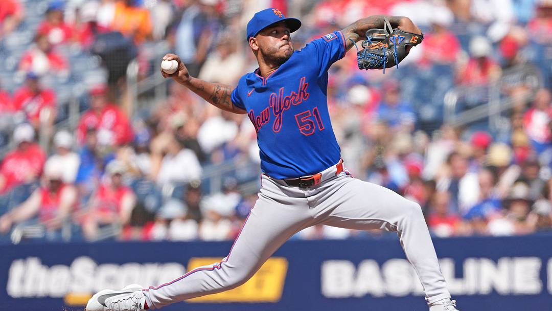 Mets pitcher Freddy Peralta (51) throws a pitch against the Toronto Blue Jays during the second inning at Rogers Centre.