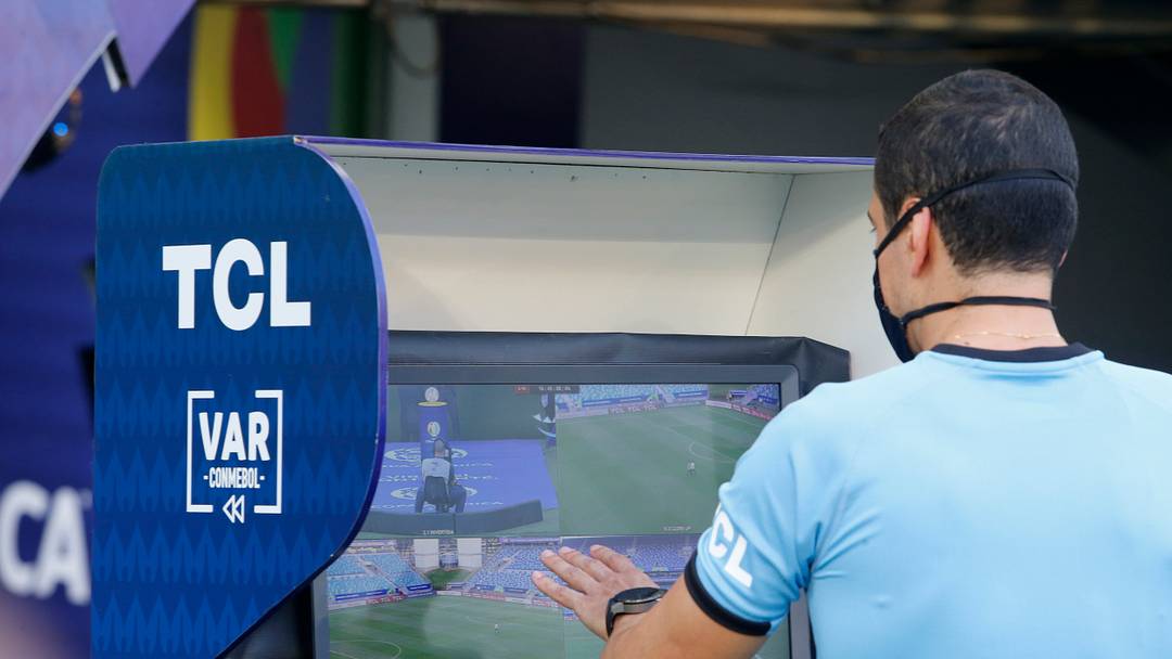 Conmebol anuncia VAR como novidade na final da Libertadores Feminina