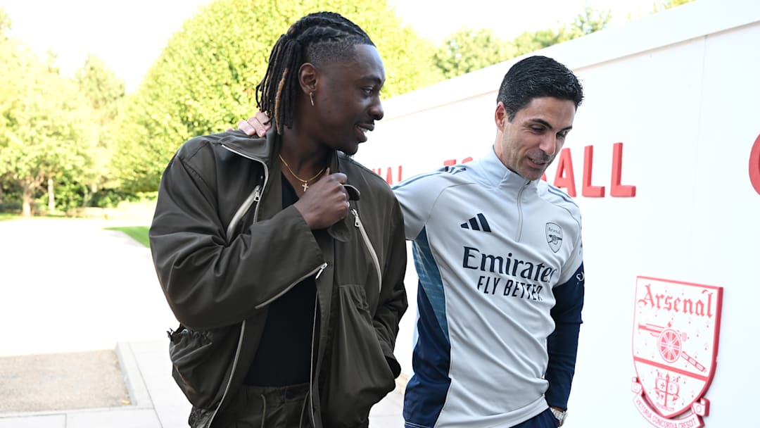 Arsenal Unveil New Signing