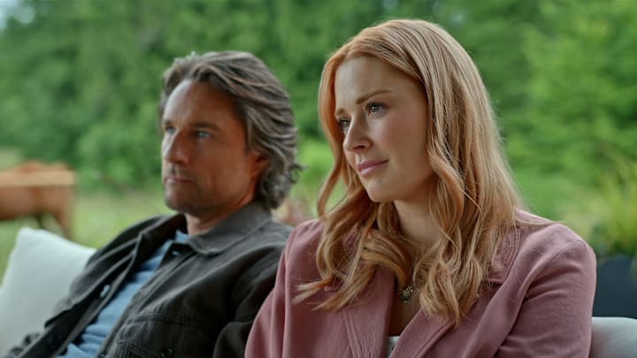 Virgin River S7. (L to R) Martin Henderson as Jack Sheridan and Alexandra Breckenridge as Melinda Monroe in Episode #710 of Virgin River S7