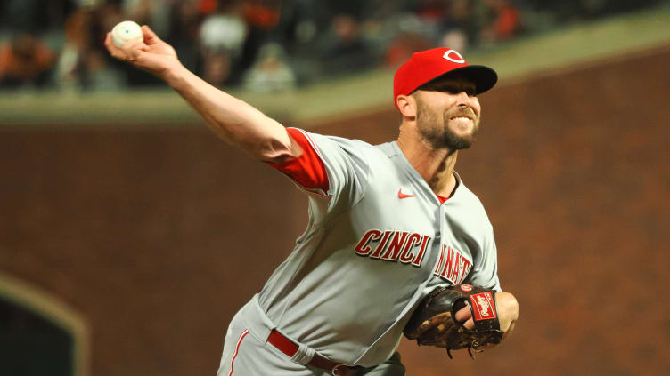 Reds relief pitcher Hunter Strickland