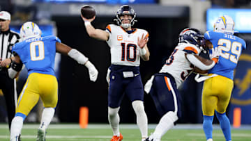 Denver Broncos v Los Angeles Chargers