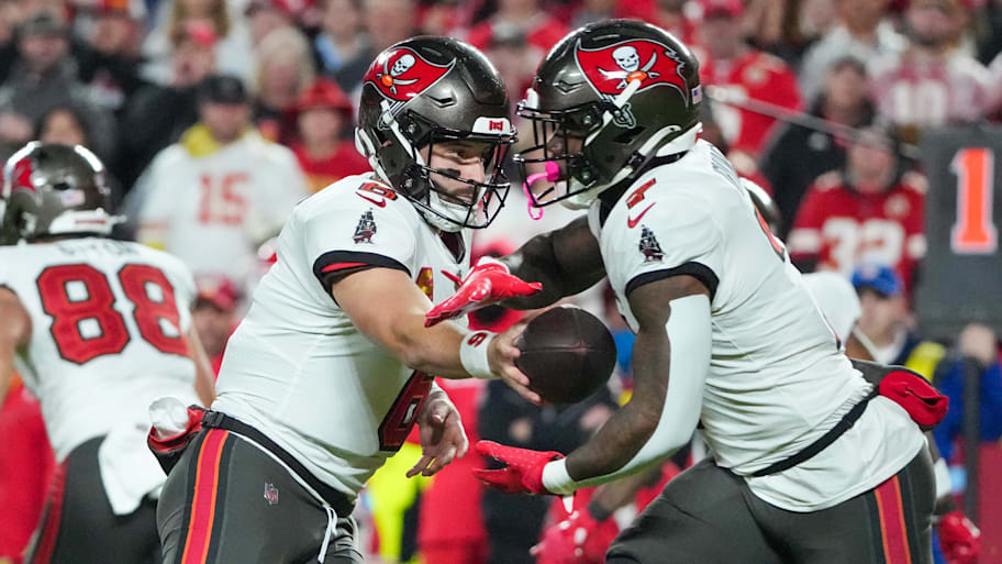 Bucky Irving TD Extends Buccaneers' First Half Lead vs. New York Giants