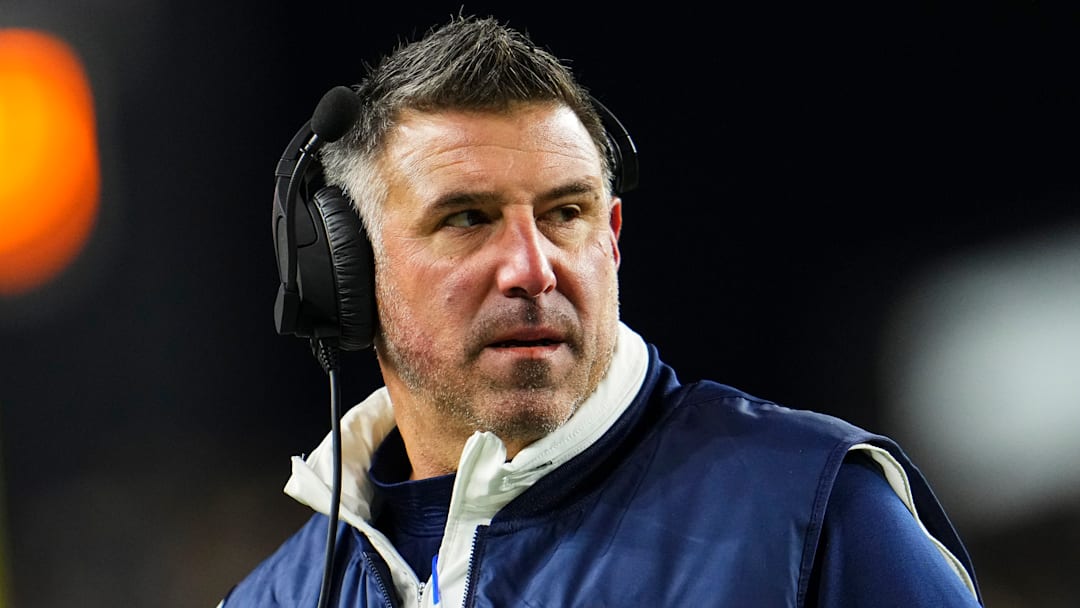 Tennessee Titans v Pittsburgh Steelers