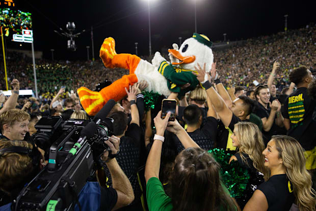 The Ducks have already beaten the Buckeyes and have the inside track in the tiebreaker currently.