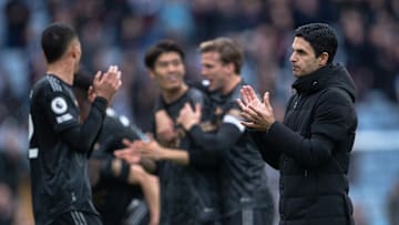 Aston Villa v Arsenal FC - Premier League