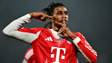 Michael Olise a inscrit un doublé contre l'Atalanta Bergame Michael Olise a inscrit un doublé contre l'Atalanta Bergame