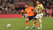 Luan Peres baskı yapıyor.