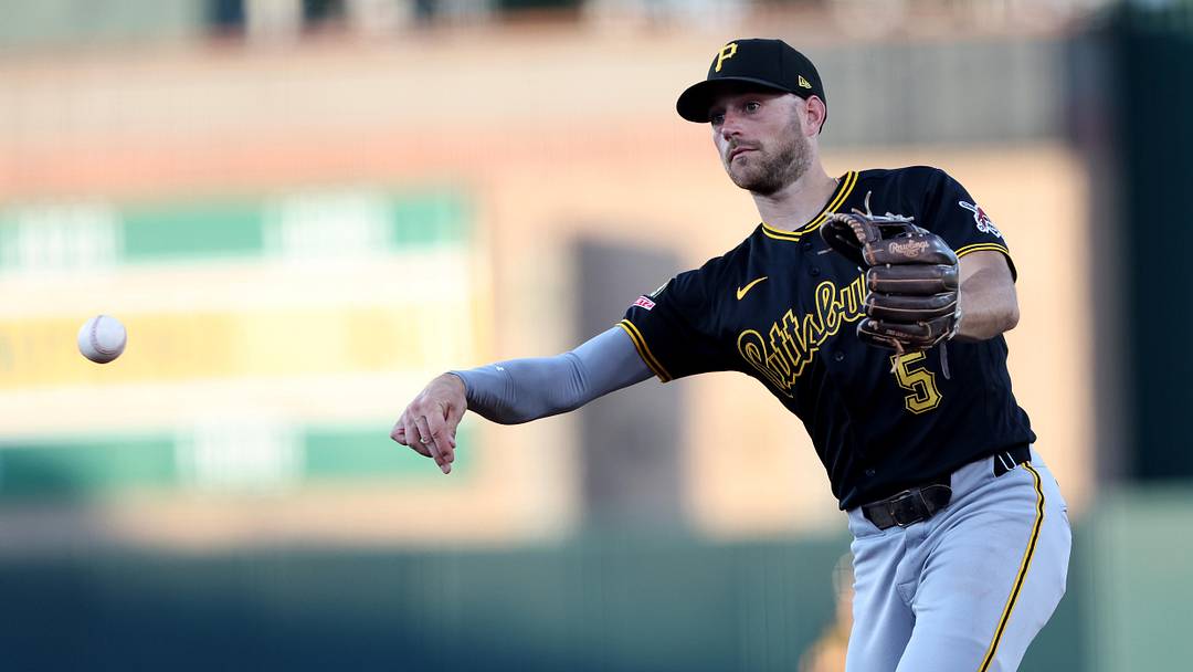 Jun 15, 2026; West Sacramento, California, USA; Pittsburgh Pirates second baseman Brandon Lowe (5) throws to first for an out against the Athletics during the third inning at Sutter Health Park. Mandatory Credit: Dennis Lee-Imagn Images Jun 15, 2026; West Sacramento, California, USA; Pittsburgh Pirates second baseman Brandon Lowe (5) throws to first for an out against the Athletics during the third inning at Sutter Health Park. Mandatory Credit: Dennis Lee-Imagn Images