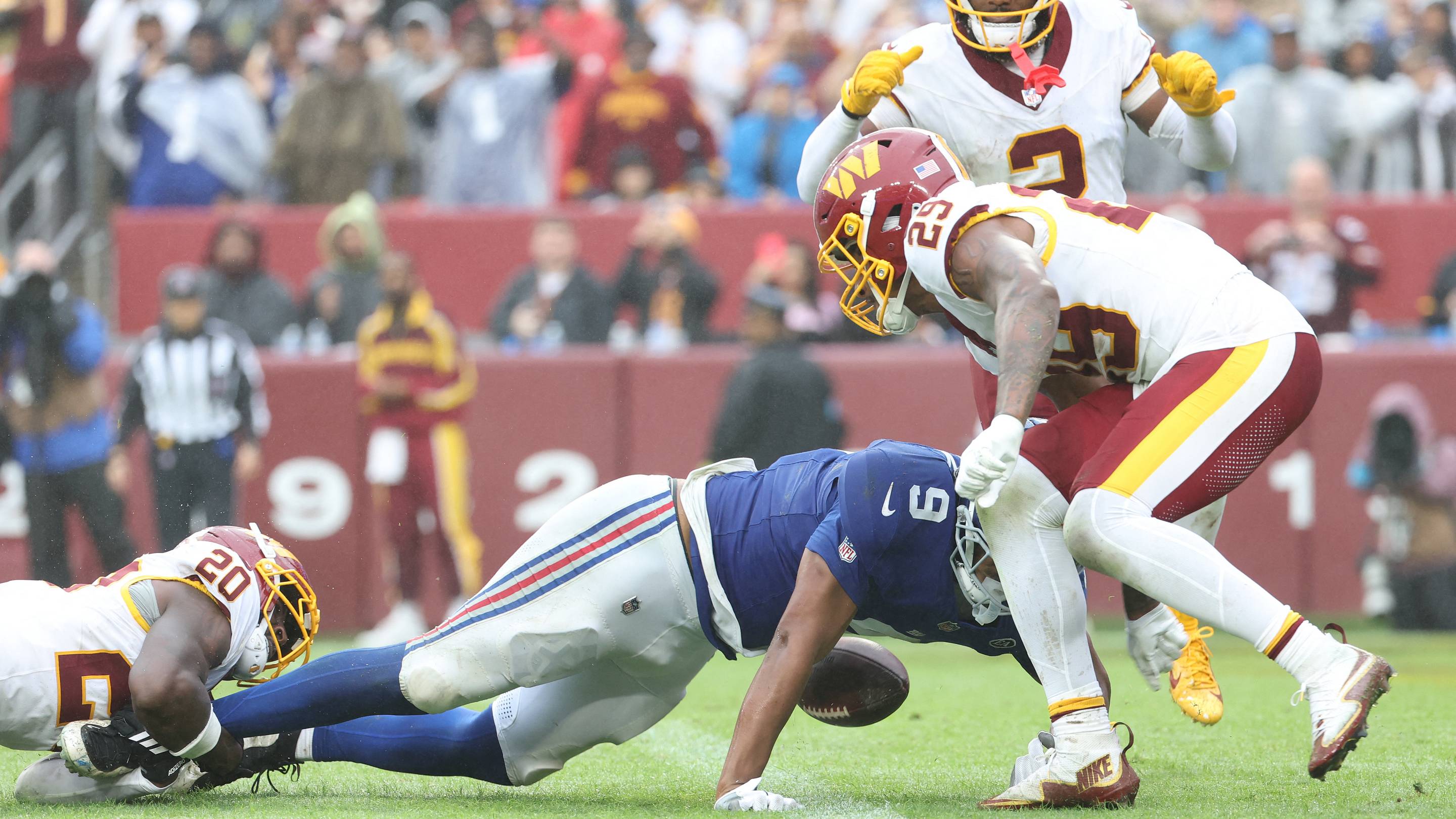 Isaiah Likely Makes Giants History in Wild Tie vs. Commanders