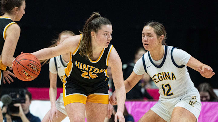 Hinton and Sydney Doeschot won the Class 2A state title Saturday in Des Moines. Hinton and Sydney Doeschot won the Class 2A state title Saturday in Des Moines.