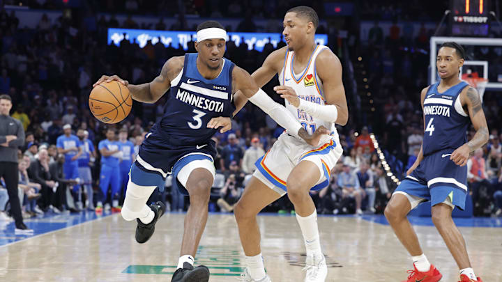 Jaden McDaniels, Aaron Wiggins