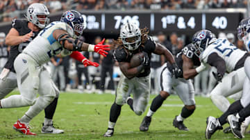 Tennessee Titans v Las Vegas Raiders - NFL 2025