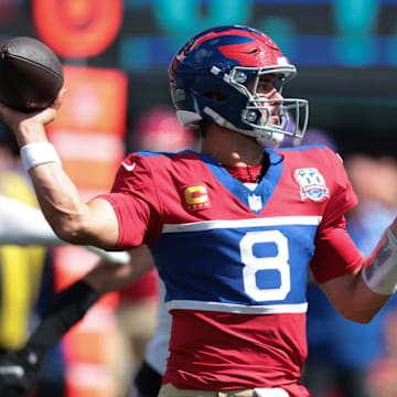 Sep 8, 2024; East Rutherford, New Jersey, USA; New York Giants quarterback Daniel Jones (8) throws the ball during the first half against the Minnesota Vikings at MetLife Stadium.  