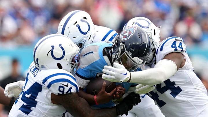 Indianapolis Colts v Tennessee Titans