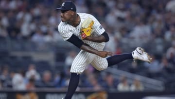 Aug 2, 2024; Bronx, New York, USA; New York Yankees relief pitcher Enyel de los Santos (62) follows through on a pitch against the Toronto Blue Jays during the seventh inning at Yankee Stadium. Mandatory Credit: Brad Penner-USA TODAY Sports