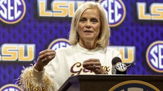LSU coach Kim Mulkey has accomplished six consecutive games of scoring 100+ points as a player and as a coach.