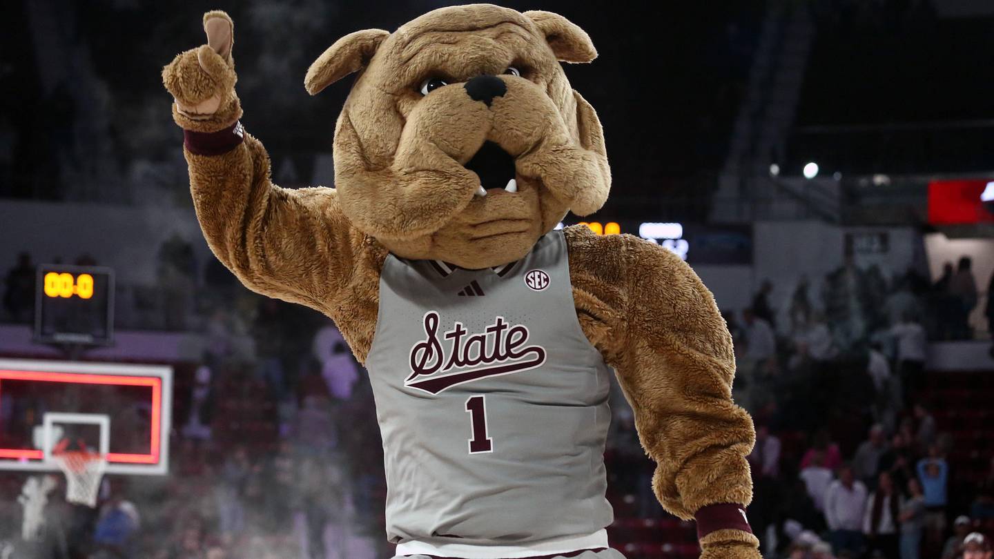Who holds the Mississippi State record for points in an SEC Tournament game? - Vimarsana News